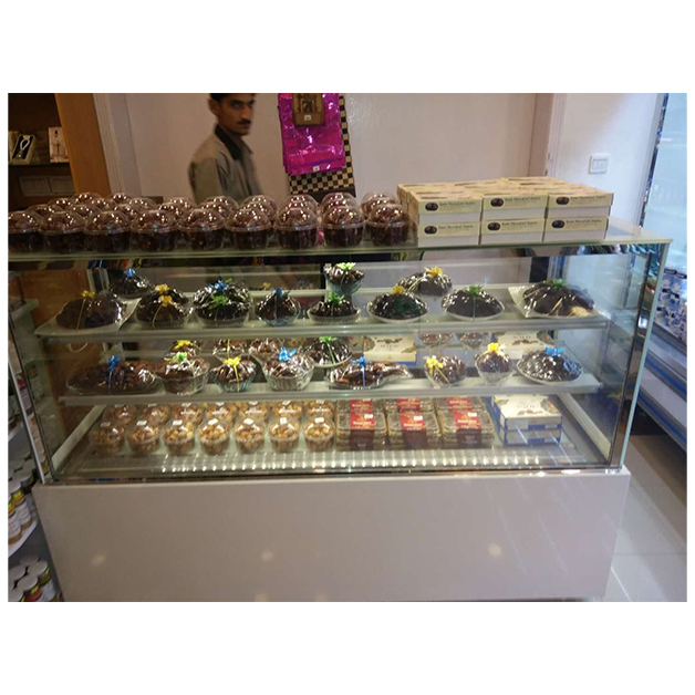 তিন স্তরীয় তাক পিষ্টক প্রদর্শন ফ্রিজার মার্বেল শক্ত গ্লাস এবং পিষ্টক দোকান জন্য ডিজিটাল থার্মোস্ট্যাট সঙ্গে